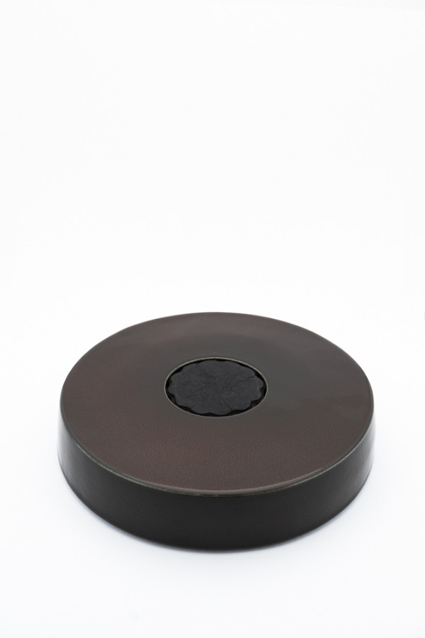 Rund form (med brent trefiber)