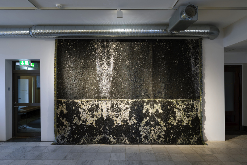 Walls Still Standing – Kari Dyrdal